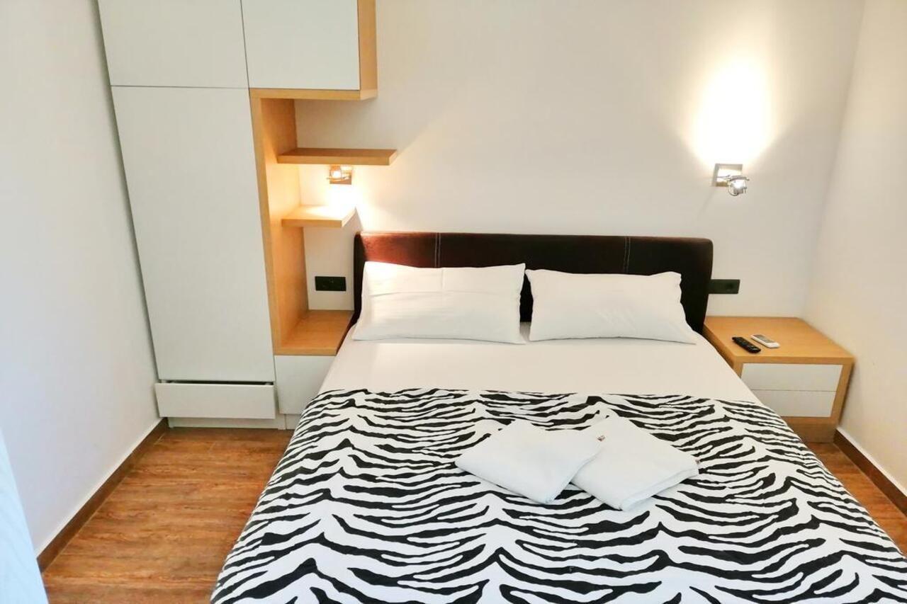Sea Breeze Lux Apartments بودفا المظهر الخارجي الصورة