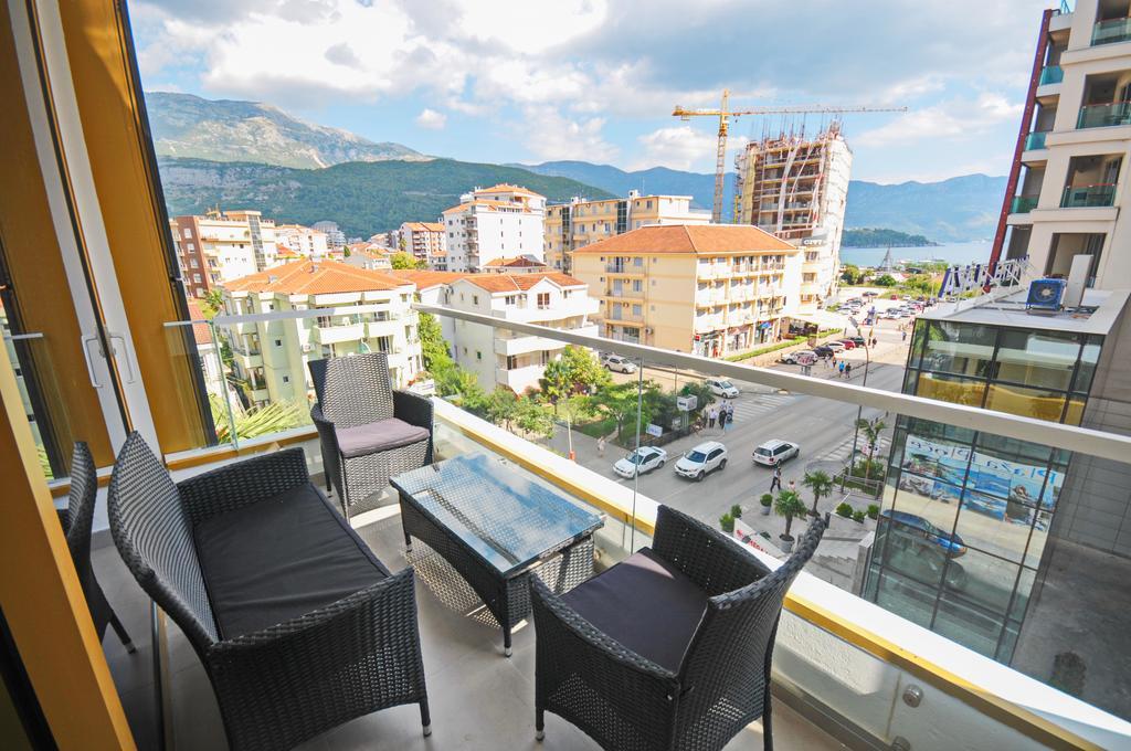 Sea Breeze Lux Apartments بودفا المظهر الخارجي الصورة