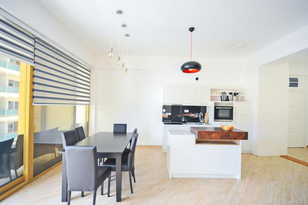 Sea Breeze Lux Apartments بودفا المظهر الخارجي الصورة