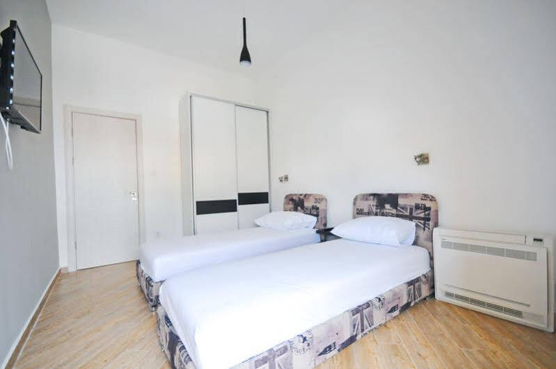 Sea Breeze Lux Apartments بودفا المظهر الخارجي الصورة